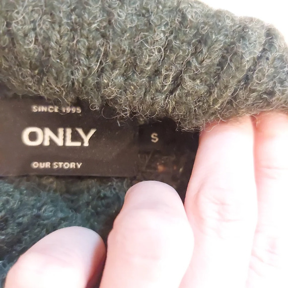 Only wool blend Sweater size S - Picture 5 of 6